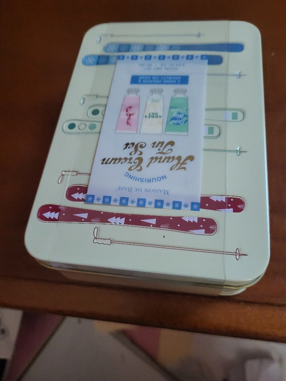 Maison de Base Nourishing Hand Cream Tin Set (new)